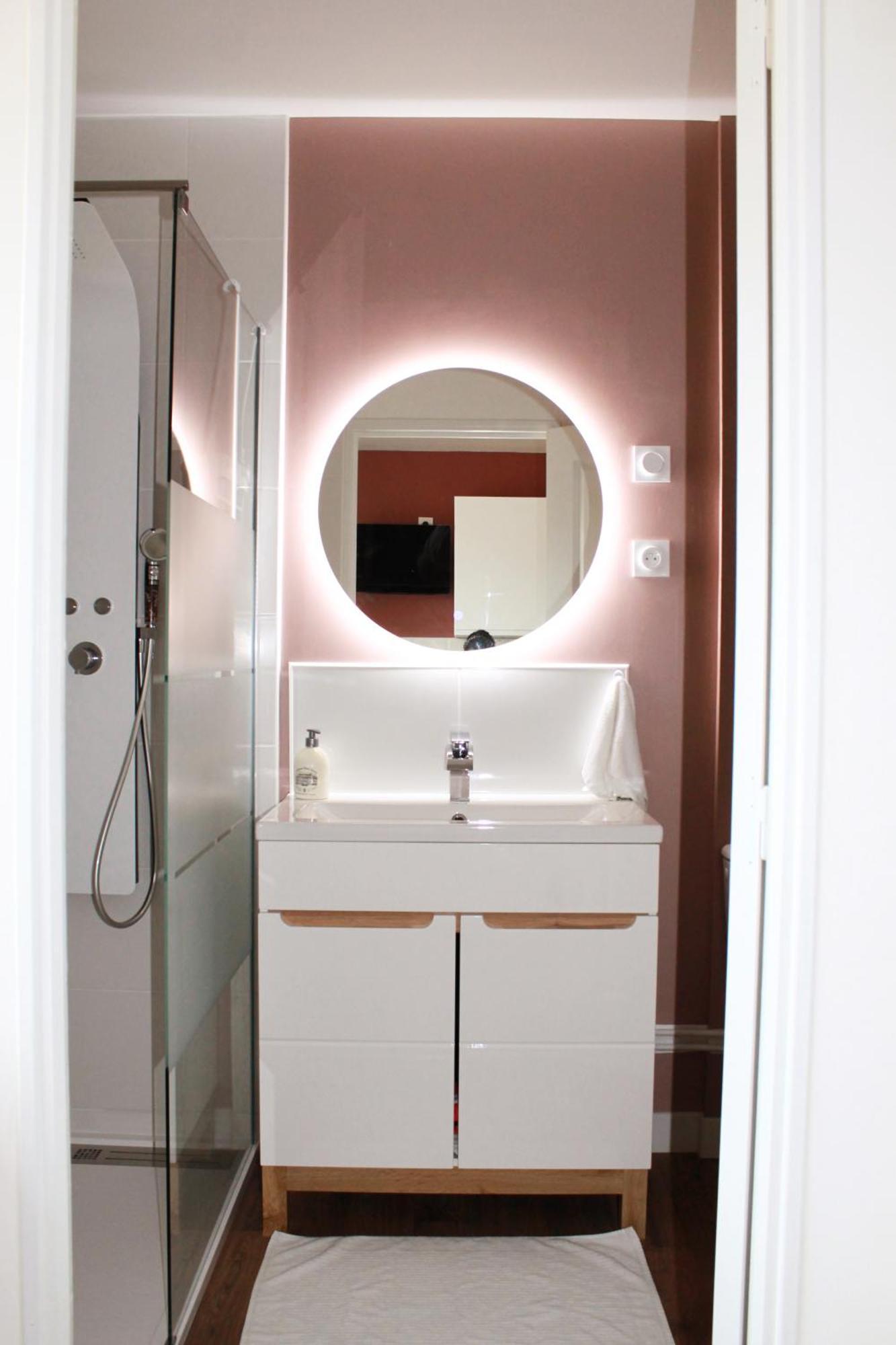 L'Equinoxe - Parking Prive - Zapart'Hotels Malesherbes Buitenkant foto